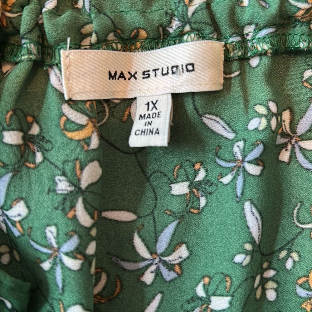 ❤️EUC Max Studio Blouse(size 1X) - Picture 8 of 10